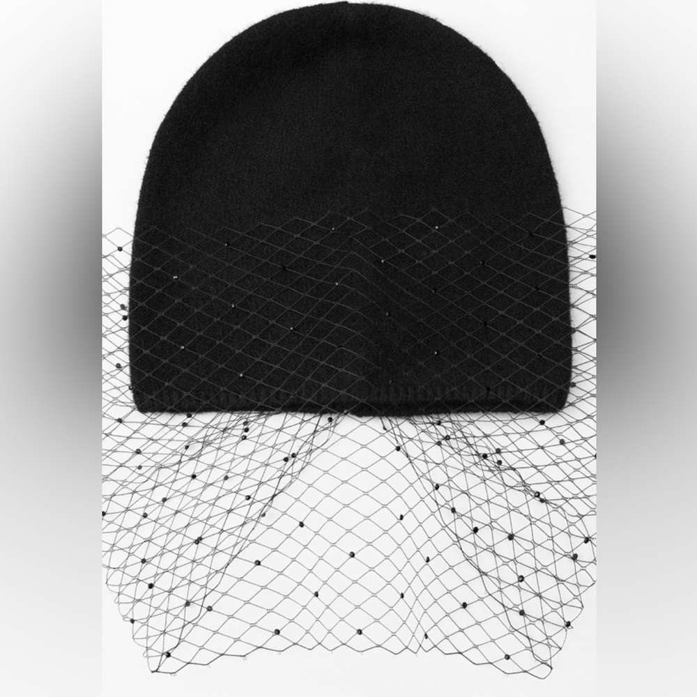 Elegant Black Veil Beanie